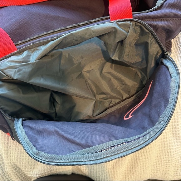 Nike Team Training Max Air Sports Gym bag Tote duffel bag pink purple grey - Picture 8 of 9